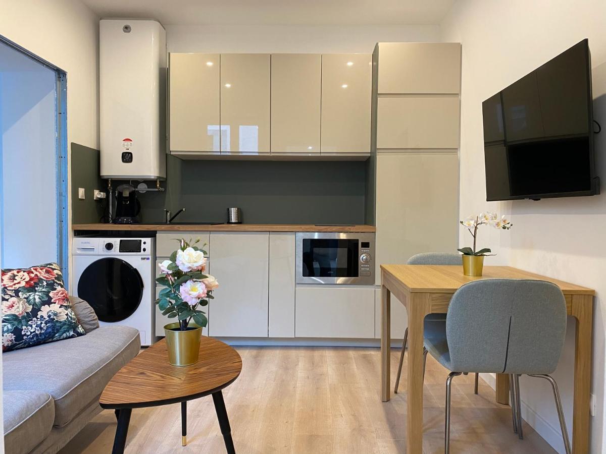 Studio 24M2 Avec Parking Prive - Lycee Roosevelt - Arena - Gare Reims Bagian luar foto
